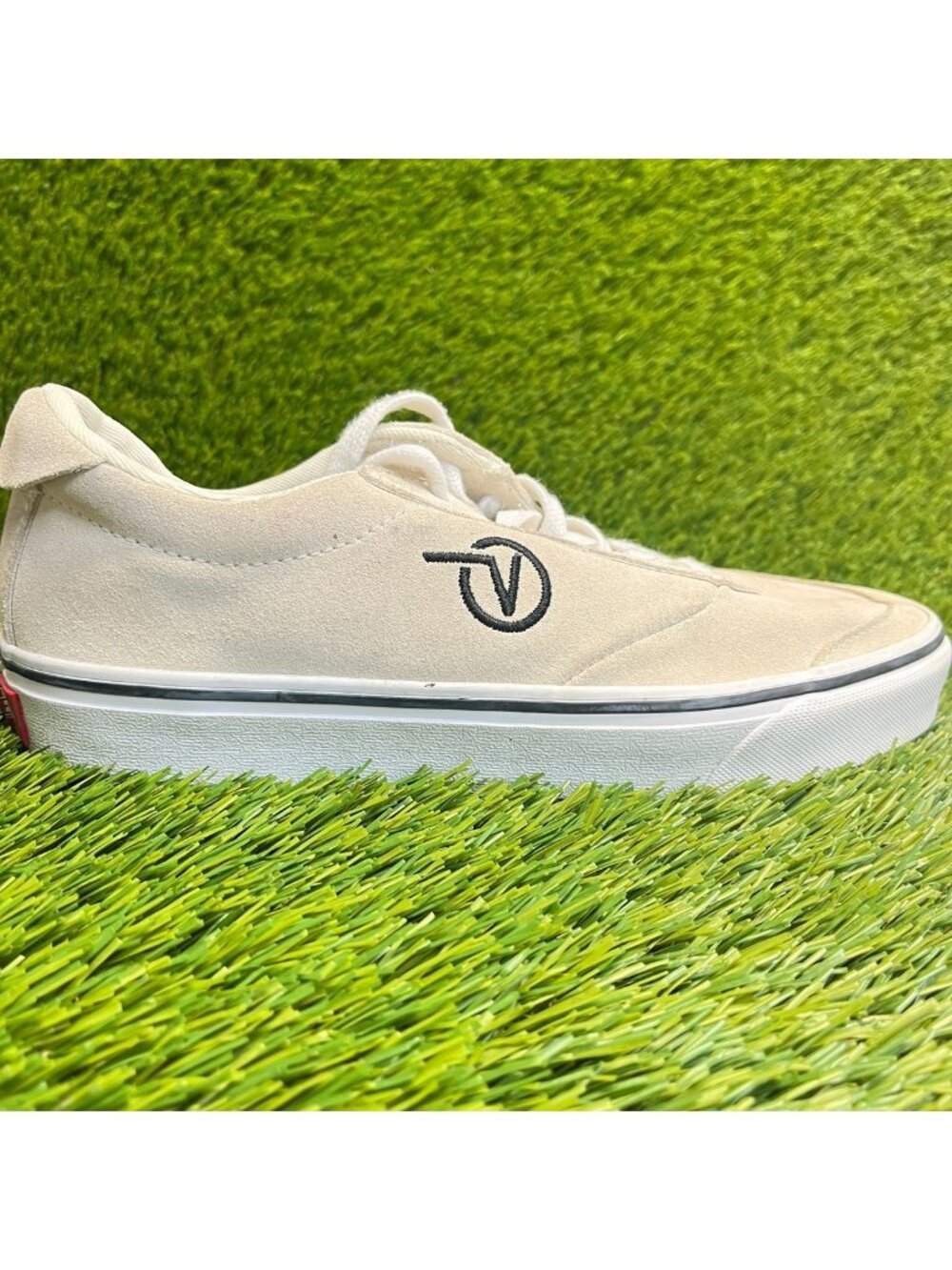Vans Sport Vulc Womens Size 8 Beige Black Athletic Suede Skate Shoes Sneakers